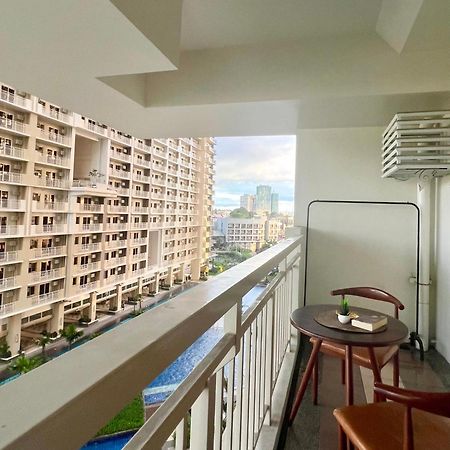 Brixton Place, Weston Tower Manilla Buitenkant foto